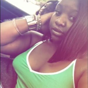 Meet your Posher, Armani